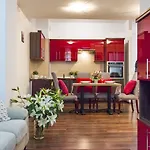 Galeria Italiana Διαμέρισμα *