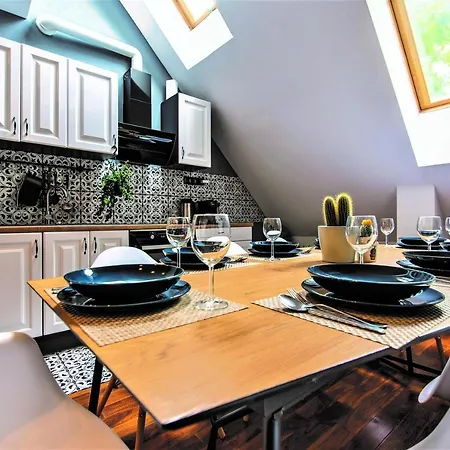 Galeria Italiana Apartmán