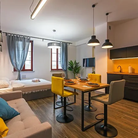 Galeria Italiana شقة