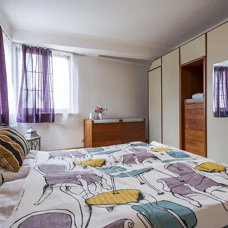 Galeria Italiana Apartment