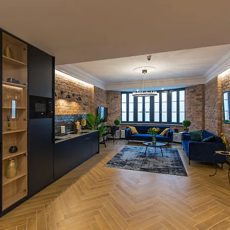 Galeria Italiana Apartment